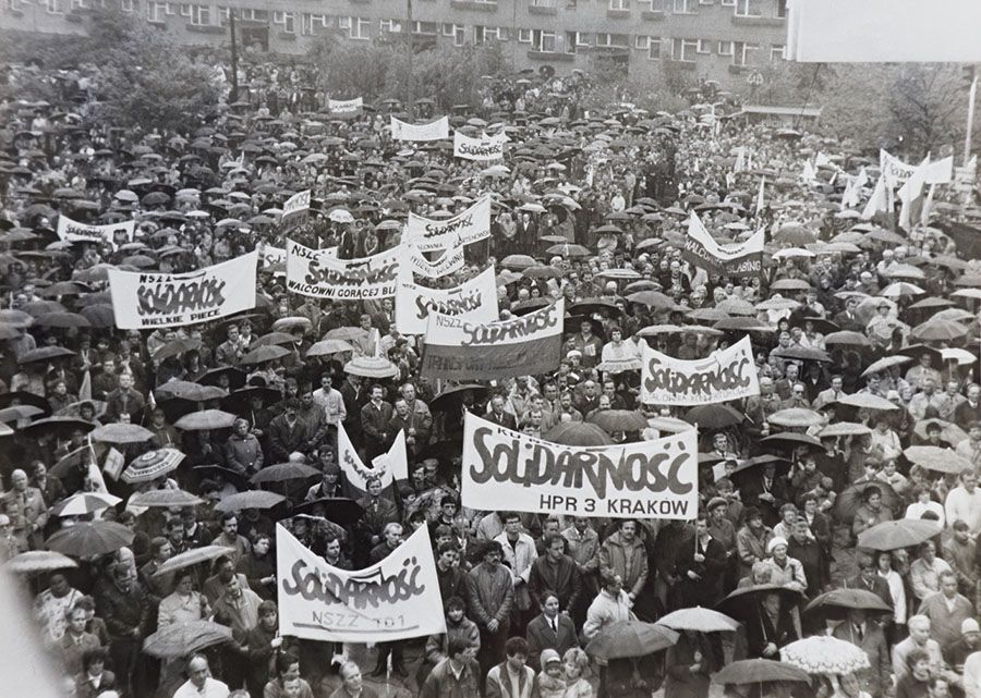 Photograph of a Solidarity demonstration, Kraków, Poland, from May, 1989. From the European Pictorial Collection, Hoover Institution Archives.